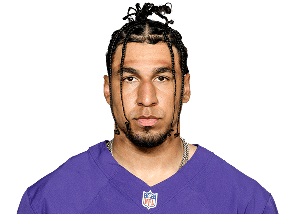 Tavius Robinson